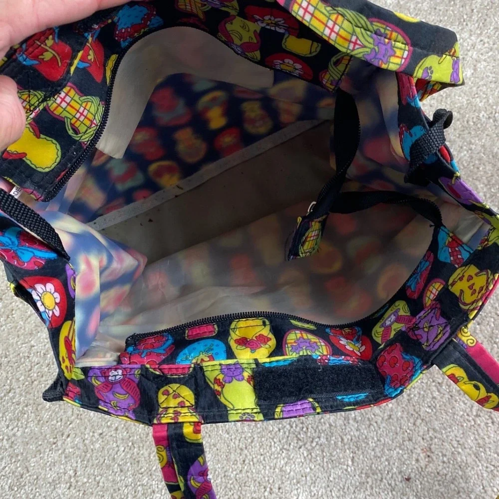 Unbranded vibrant flip